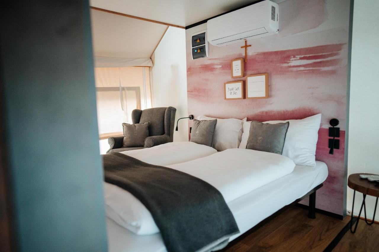 Lakeside Petzen Glamping Resort *